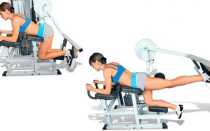 Отведение ноги назад на блоке (кроссовере): техника выполнения